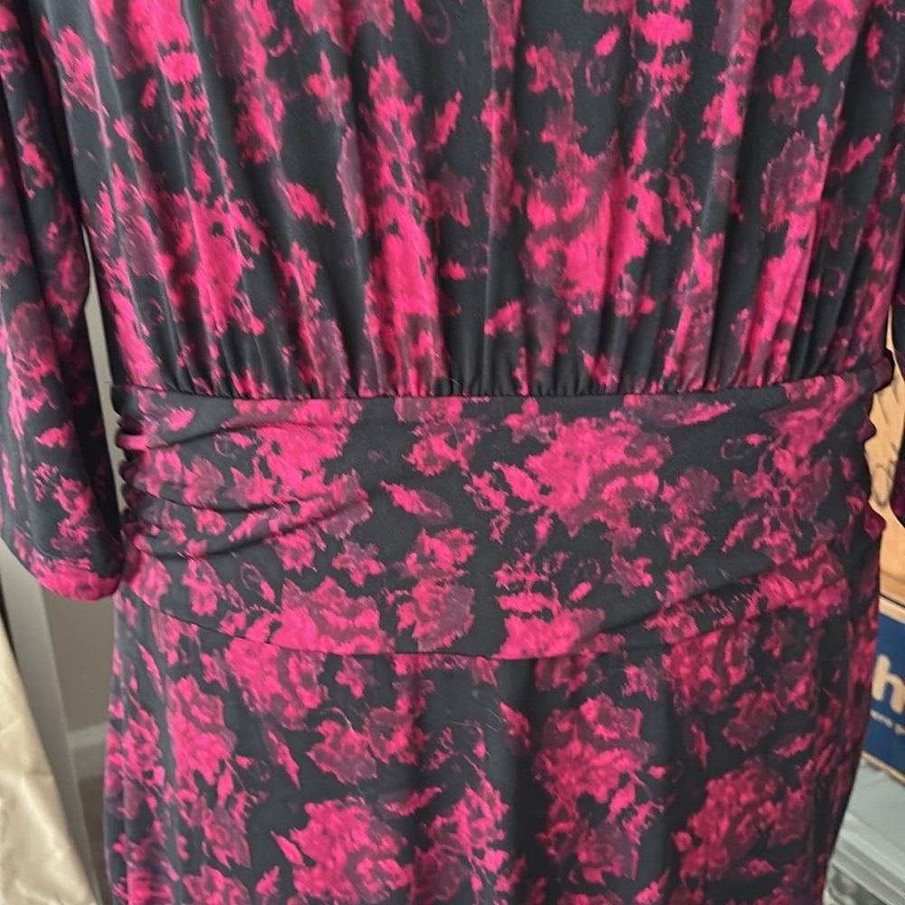 Stunning floral print RACHEL Rachel Roy wrap bodice dress.